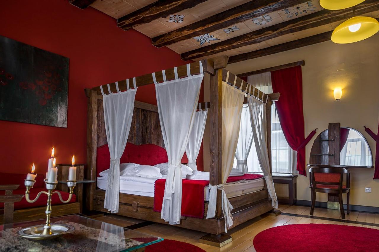 Castle Hotel Daniel Baraolt Εξωτερικό φωτογραφία