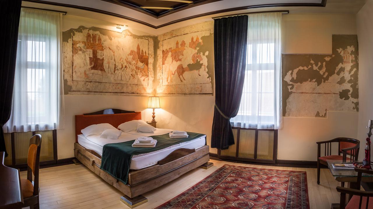 Castle Hotel Daniel Baraolt Εξωτερικό φωτογραφία