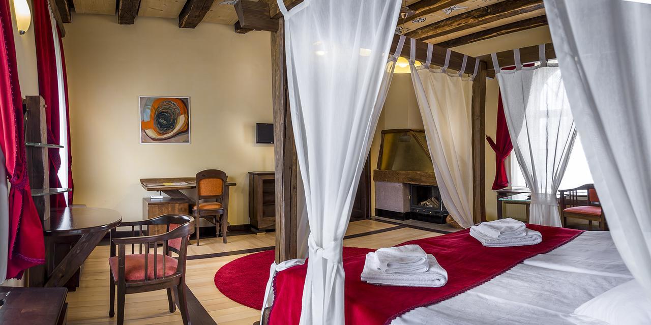 Castle Hotel Daniel Baraolt Εξωτερικό φωτογραφία
