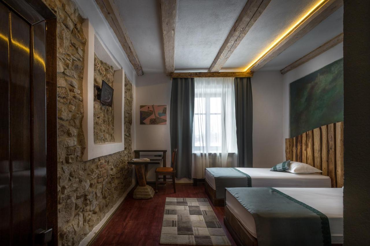 Castle Hotel Daniel Baraolt Εξωτερικό φωτογραφία